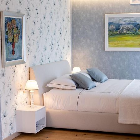 Seven Luxury Suites Tirana Bagian luar foto
