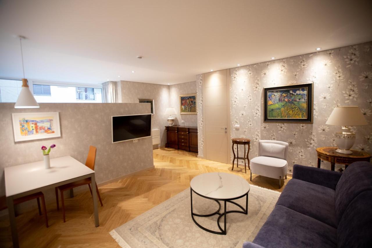 Seven Luxury Suites Tirana Bagian luar foto